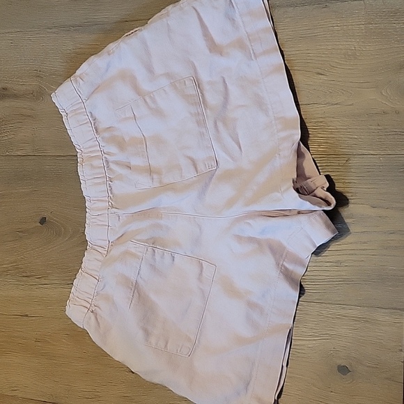 Gap Pink Shorts Size Medium - Picture 3 of 4